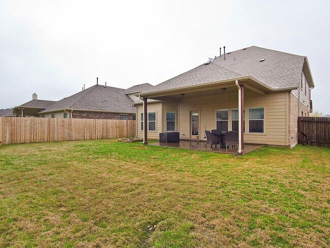 Building Photo - 20920 Windmill Ranch Ave