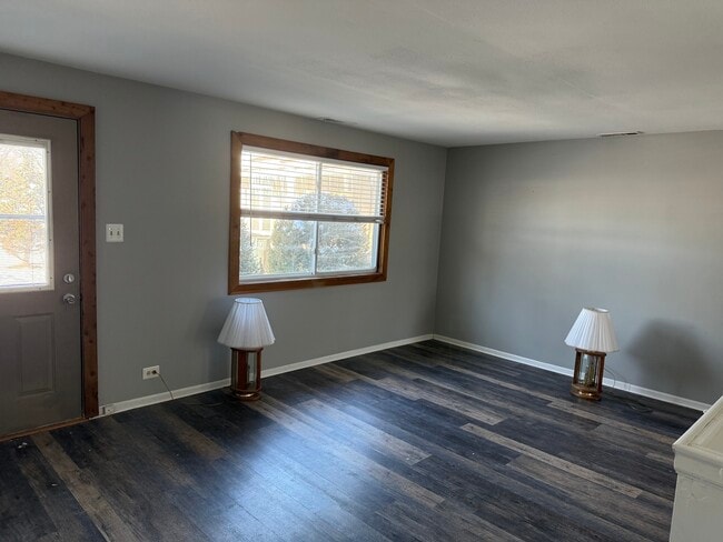 Building Photo - 21205 S 94th Ave