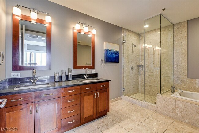 Building Photo - 4575 Dean Martin Dr