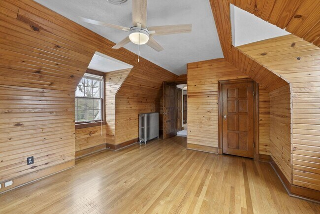 Building Photo - 2505 Coventry Rd