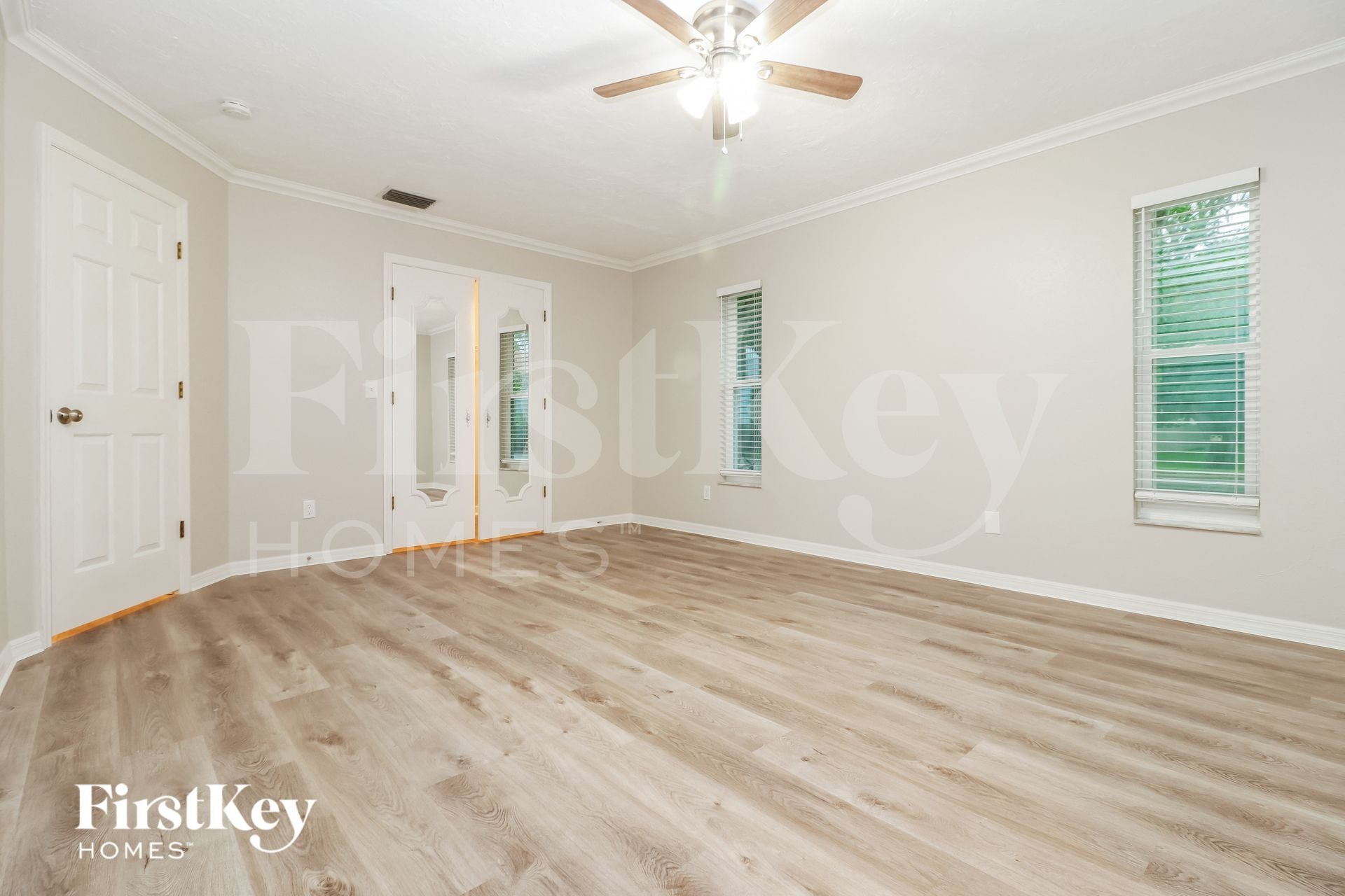 Building Photo - 7631 Tall Tree Ct