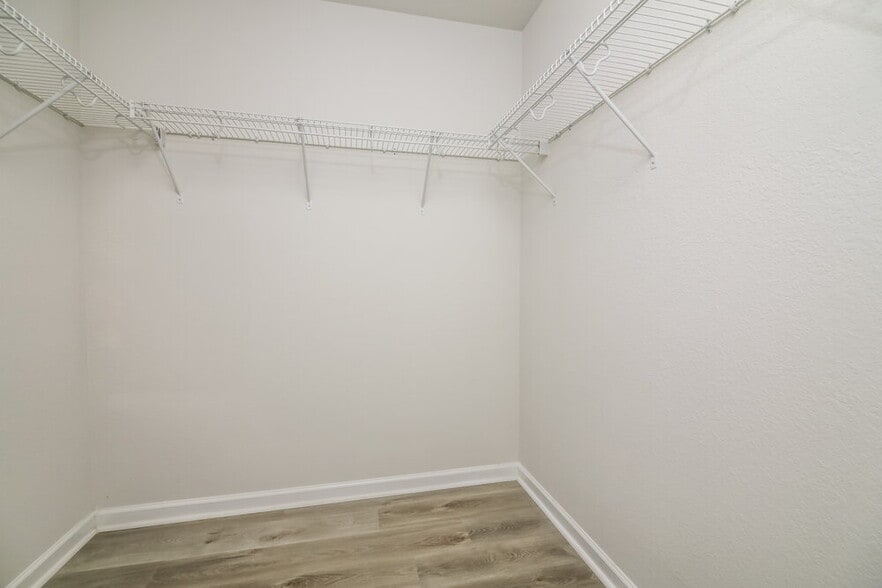 Building Photo - 324 Rustling Way