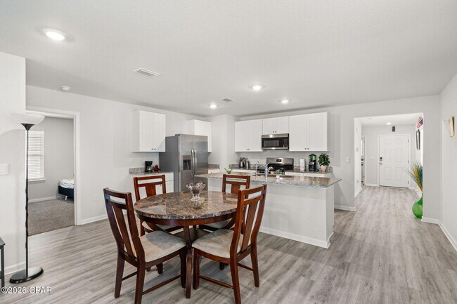 Building Photo - 5072 Windrow Way