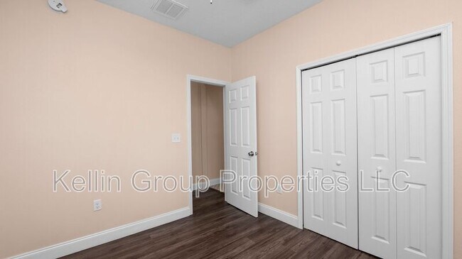 Building Photo - 2314 W Chestnut St