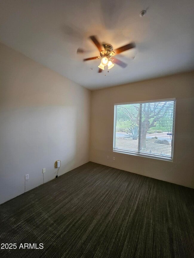 Building Photo - 11290 E Whitethorn Dr