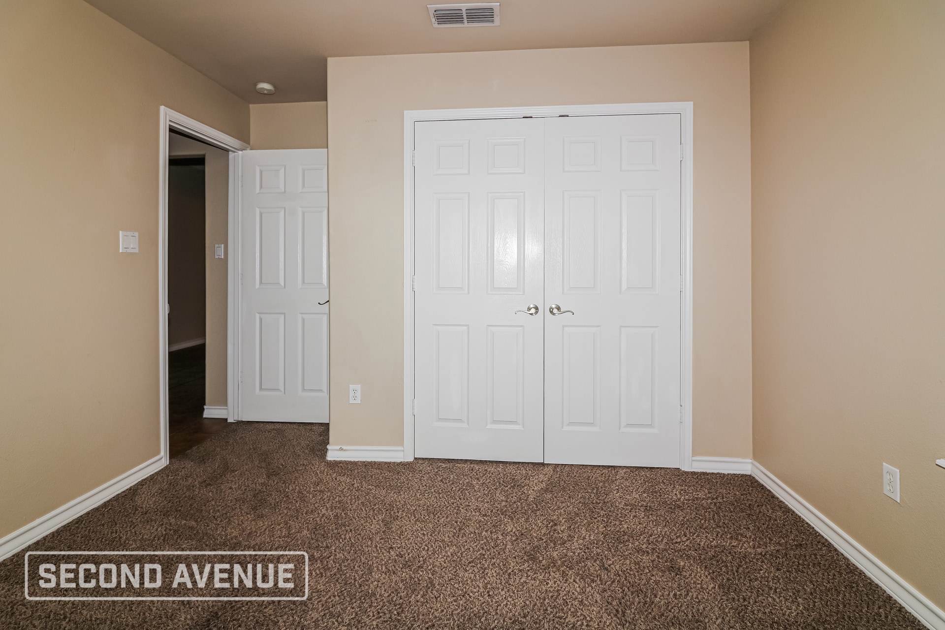 Building Photo - 6701 Newman Dr