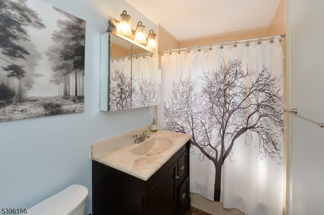 Building Photo - 199 Bergen Turnpike