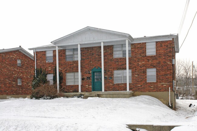 Building Photo - 4809 Saddlebrook Ln