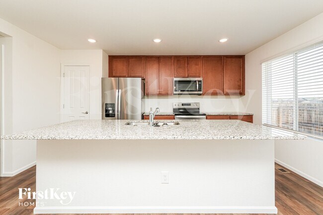 Building Photo - 10142 Luneth Dr