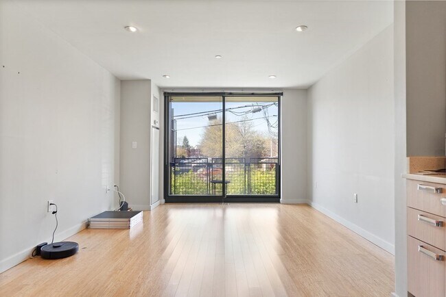 Building Photo - 690 Massachusetts Ave