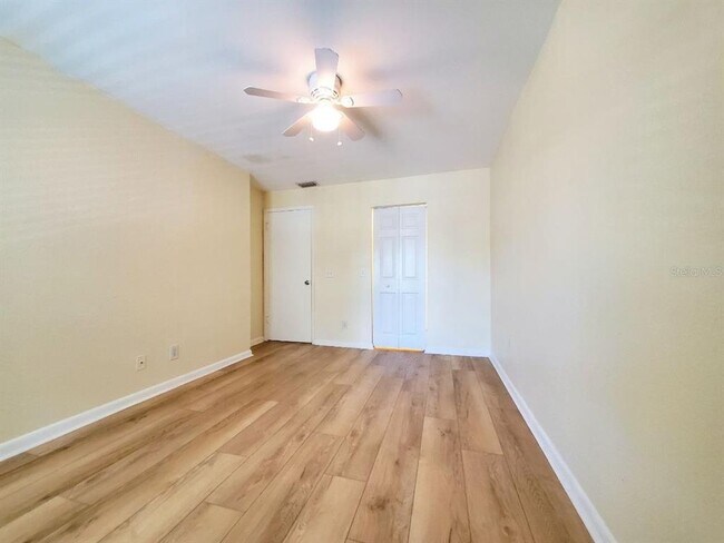 Building Photo - 5440 S MacDill Ave