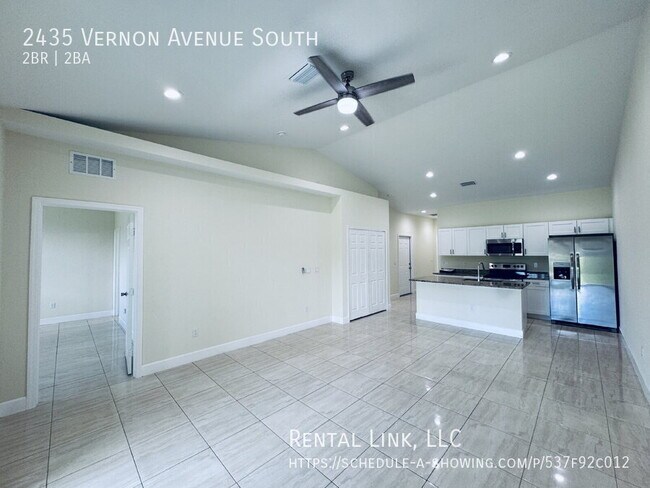 Building Photo - 2435 Vernon Ave S