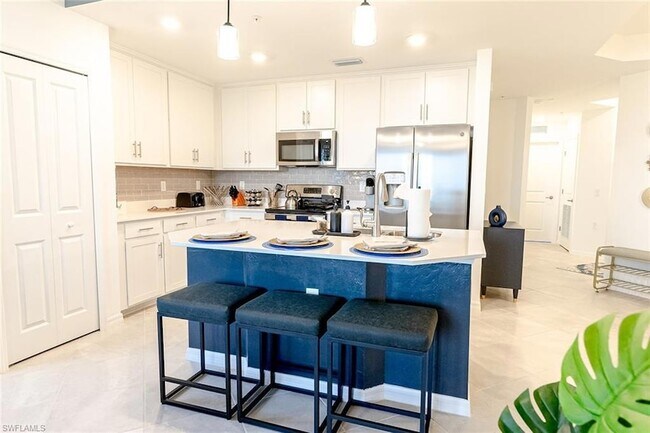 Building Photo - 5749 Double Eagle Cir