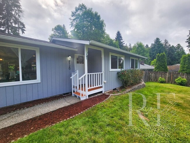 Building Photo - Rambler with Fantastic Covered Deck & Community Pool