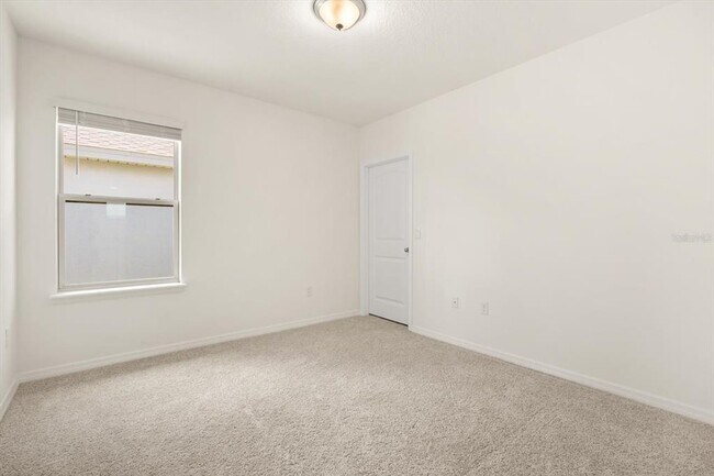 Building Photo - 16477 Point Rock Dr