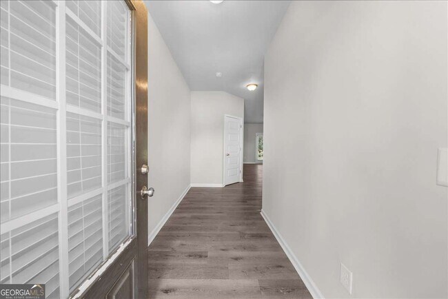 Building Photo - 109 Peterson St