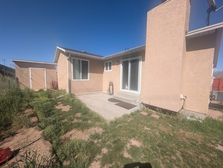 Building Photo - 5750 S Dynasty Oaks Cir