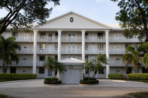 Primary Photo - 6169 Balboa Cir