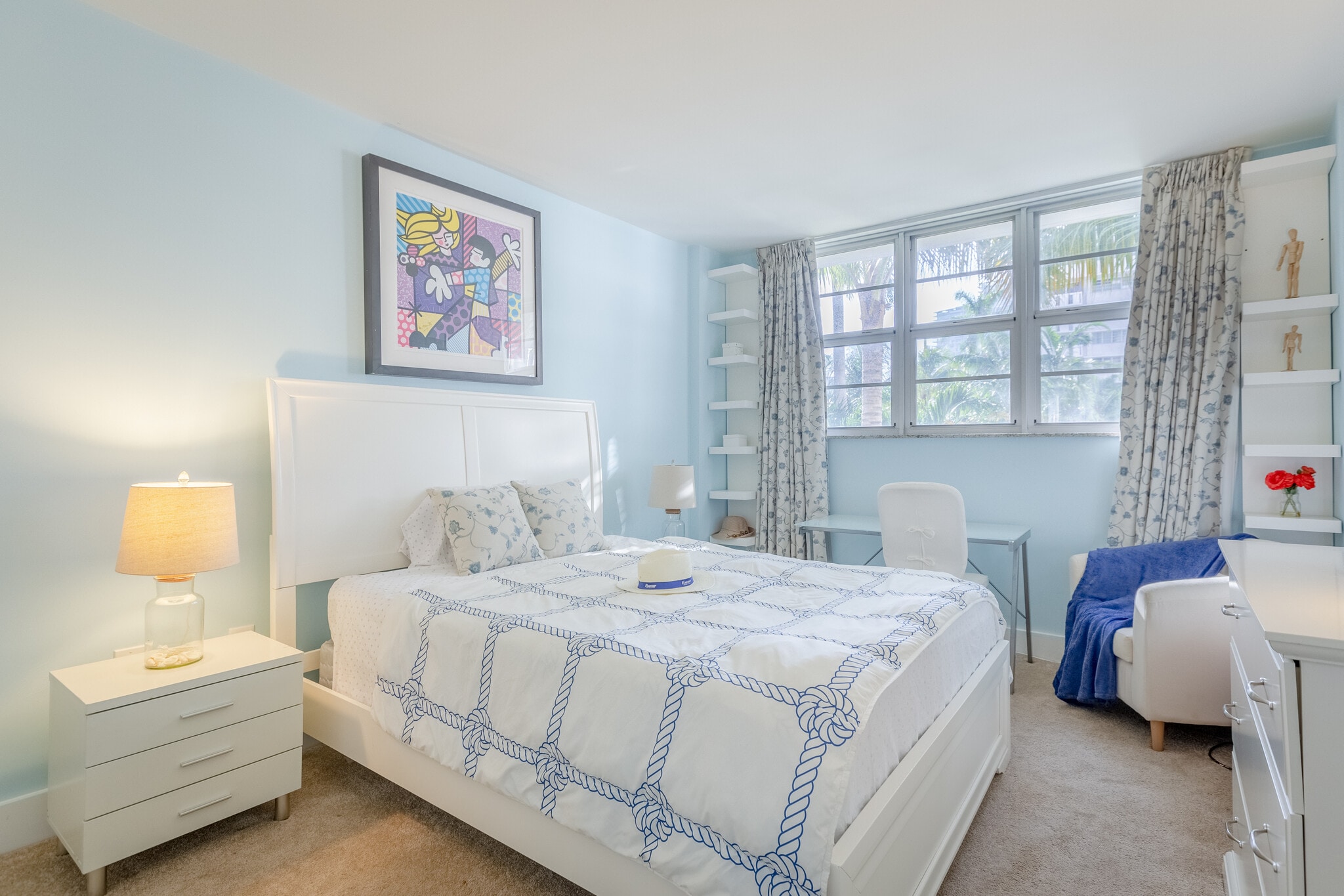 Guest Bedroom - 800 West Ave