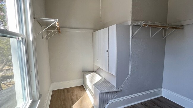 Building Photo - Remodeled Single Family House