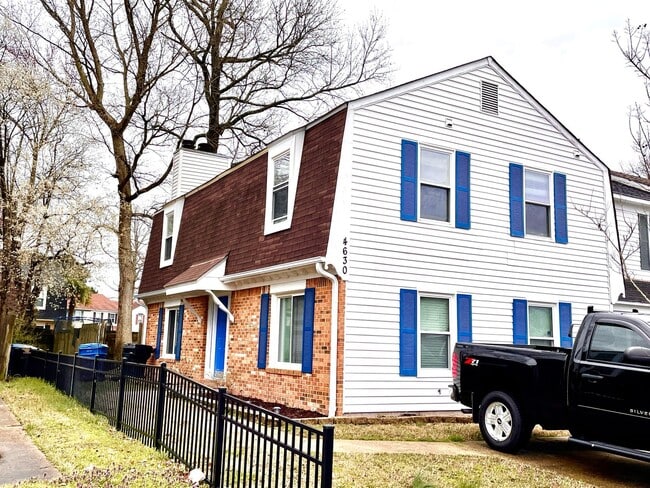Building Photo - Beautiful 3-bedroom, 2.5-bathroom home