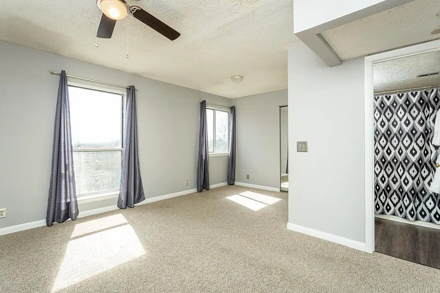 Room 2 View (Old Picture - Carpet has been replaced by vinyl) - 1390 Hunters Rd