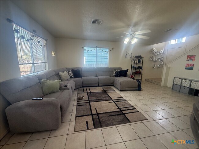 Building Photo - 103 Cedargrove