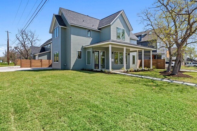 Building Photo - 710 Philco Dr