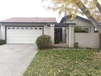 Building Photo - 107 Petrilli Cir