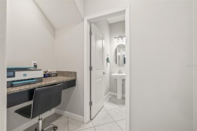 Building Photo - 3212 Calvano Dr