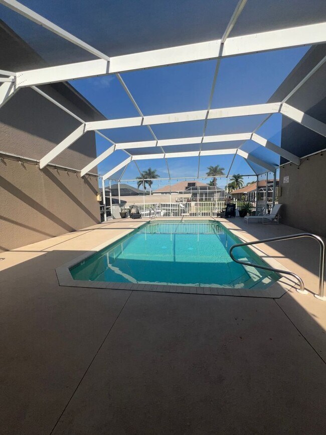 Building Photo - Villa Congress