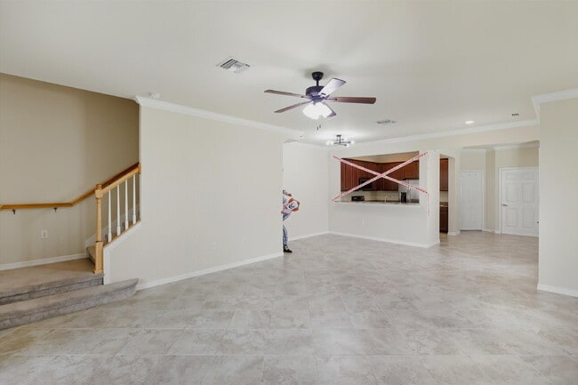Building Photo - 8895 Via Isola Court