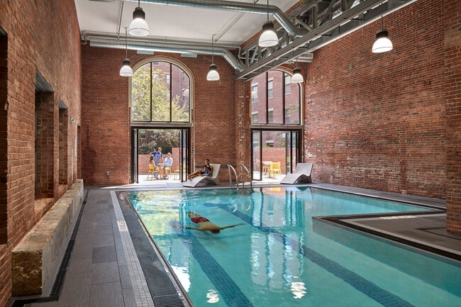 Building Photo - 791 Tremont St