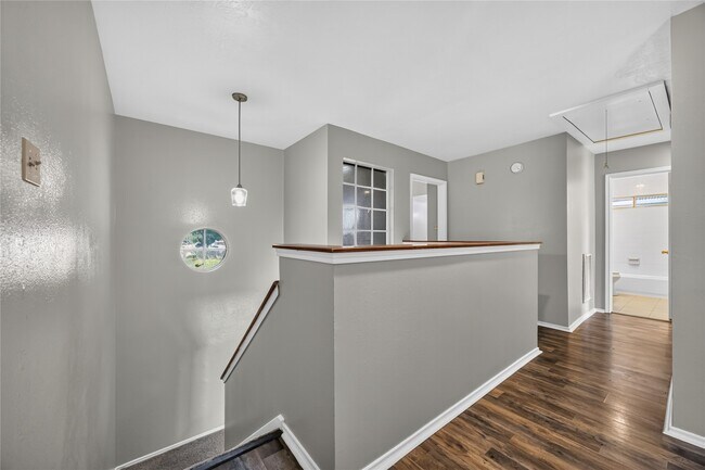 Building Photo - 13610 Repa Ln