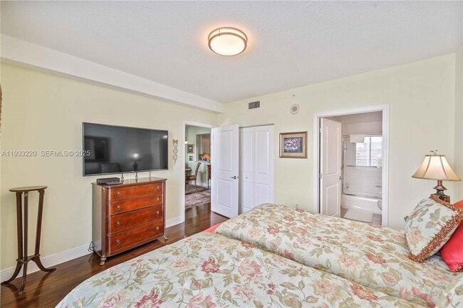 Building Photo - 1250 S Miami Ave