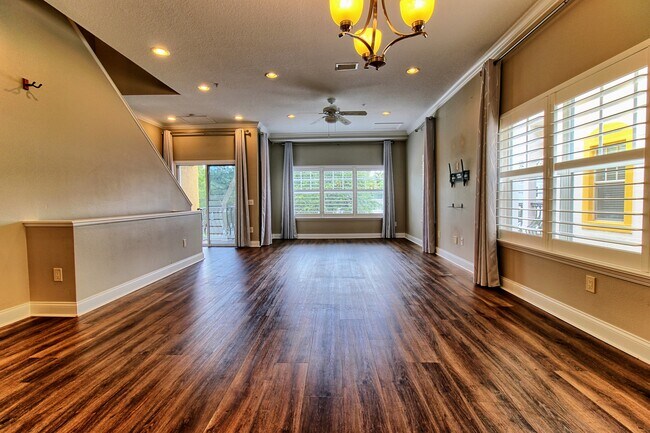 Large Living space with tons of natural light on main floor - 111 N Albany Ave