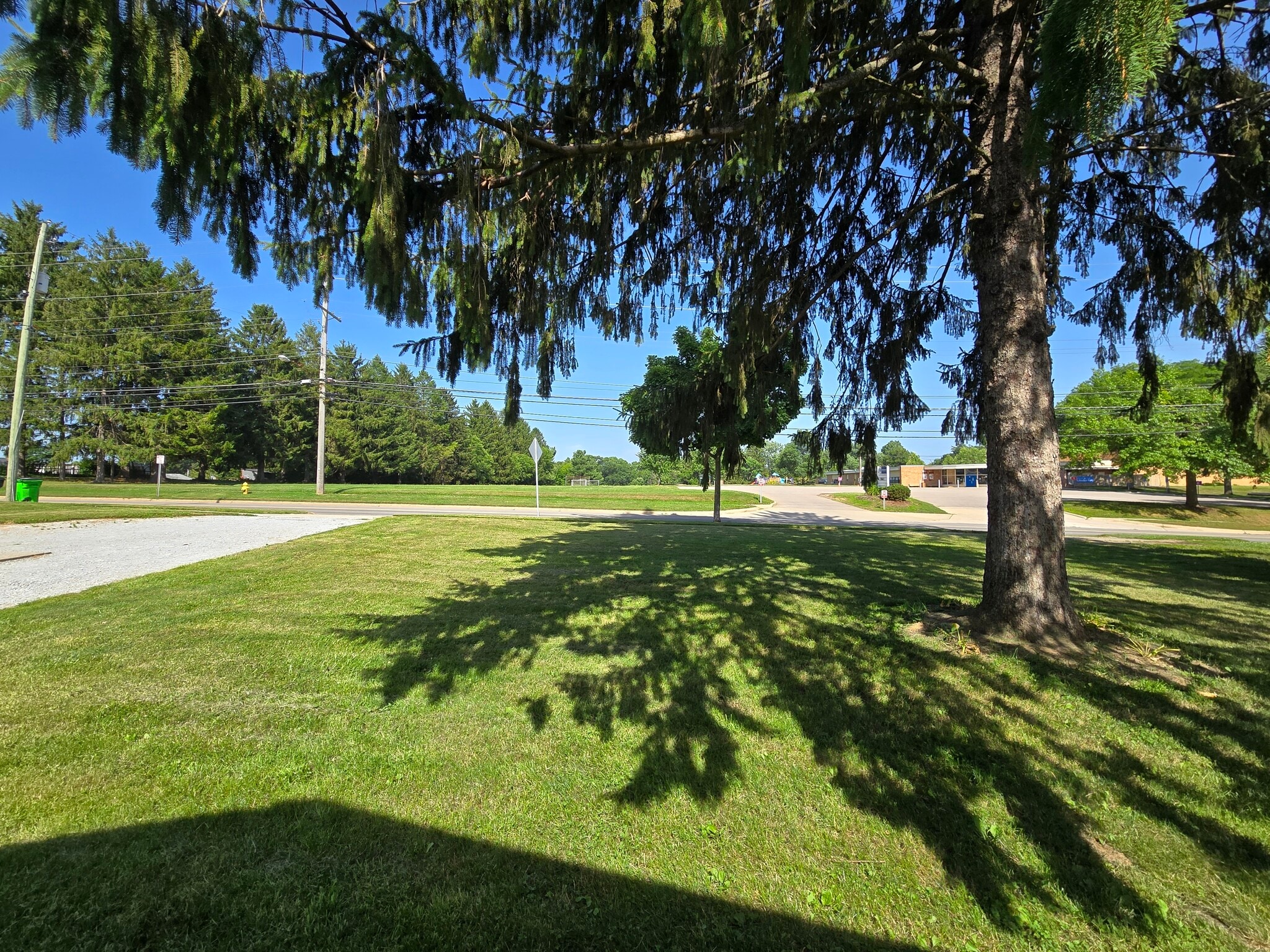 Front View - 836 Oak Hill Rd