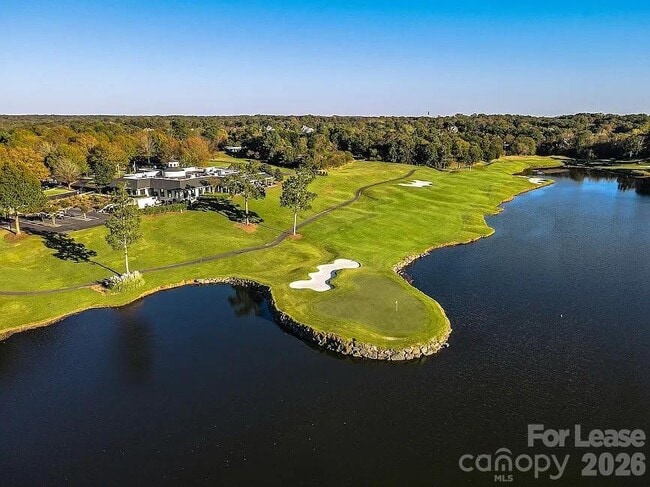 Building Photo - 4811 Old Course Dr