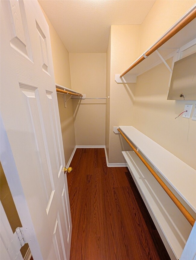 Building Photo - 21335 Sweet Grass Ln