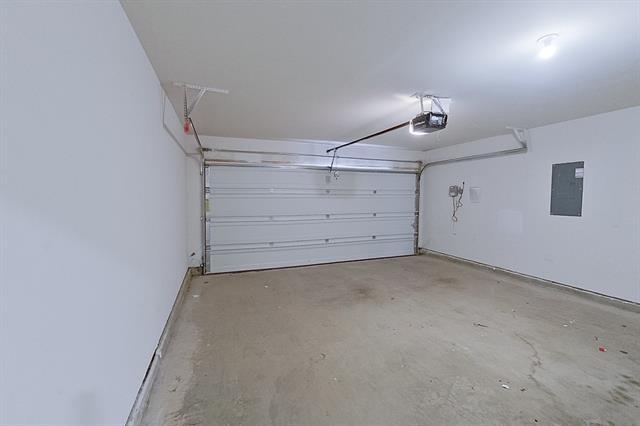 Building Photo - 848 Glover Dr