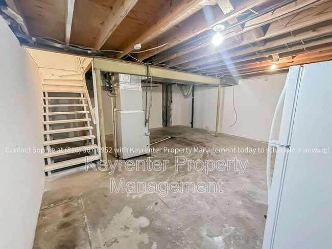 Building Photo - 1803 N Ponca Dr