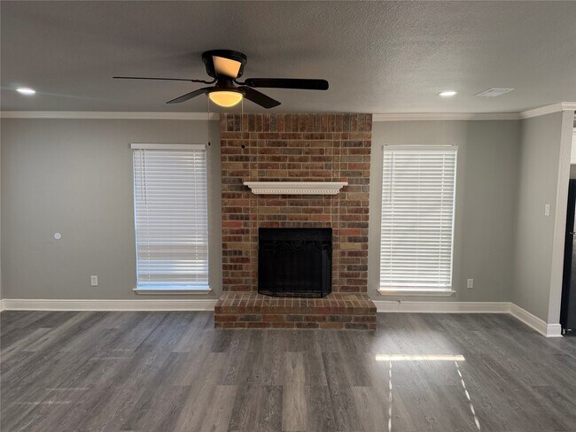 Building Photo - 12230 Kleinmeadow Dr
