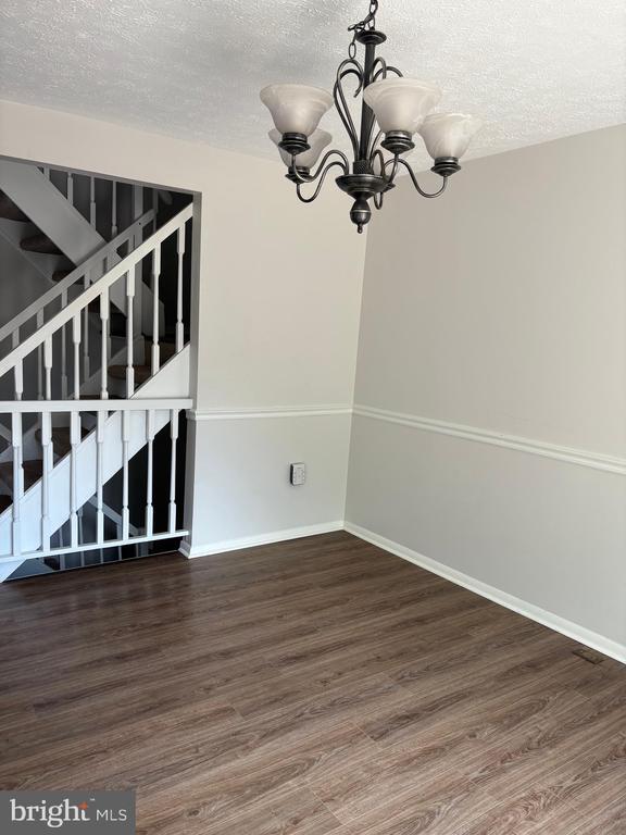 Building Photo - 9232 Pinenut Ct