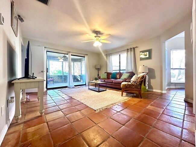 Building Photo - Fully furnished 2-Bedroom, 2-Bath Lakefront Cottage in Sandestin Resort available for Long Term R...