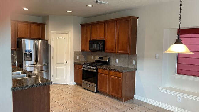 Building Photo - 3518 Ewing Dr