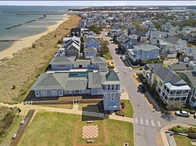 Building Photo - 9417 27th Bay St