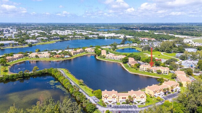 Building Photo - 5200 NW 31st Ave