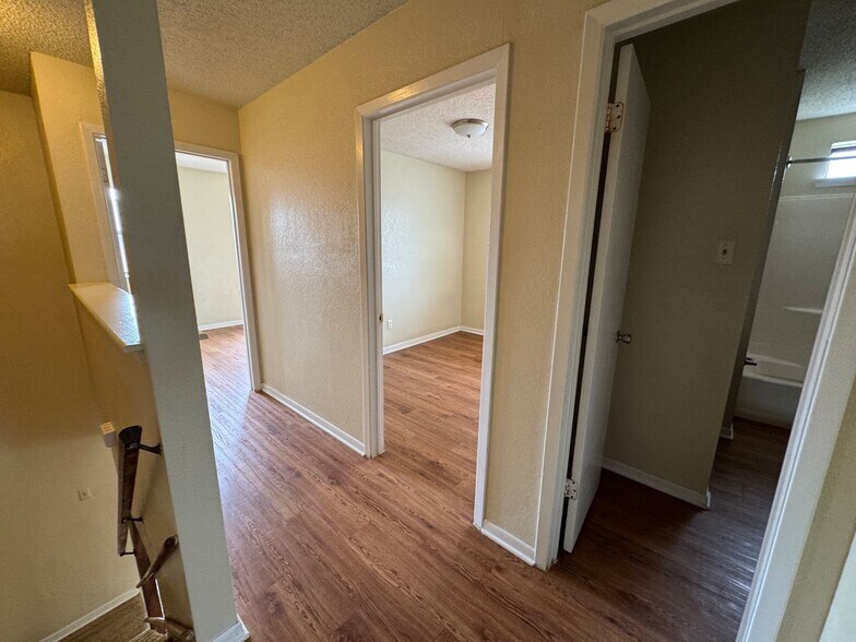 Building Photo - 3407 Victoria Cir