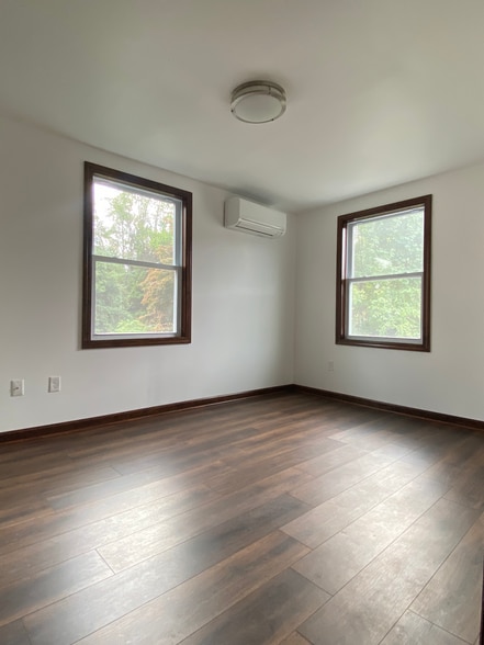 Bedroom - 284 Berkeley Rd