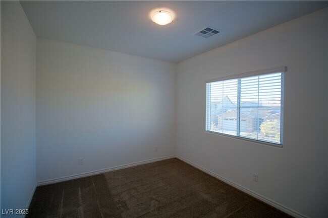 Building Photo - 7002 Calvert Cliffs St